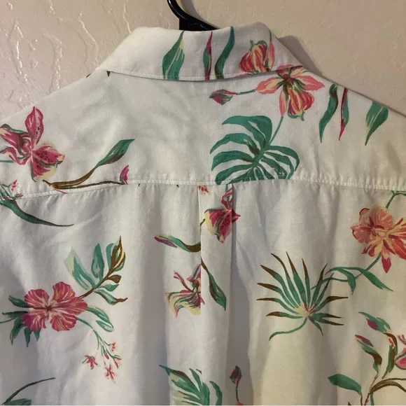 Levi's White Floral Men's Shirt - Picture 8 of 10